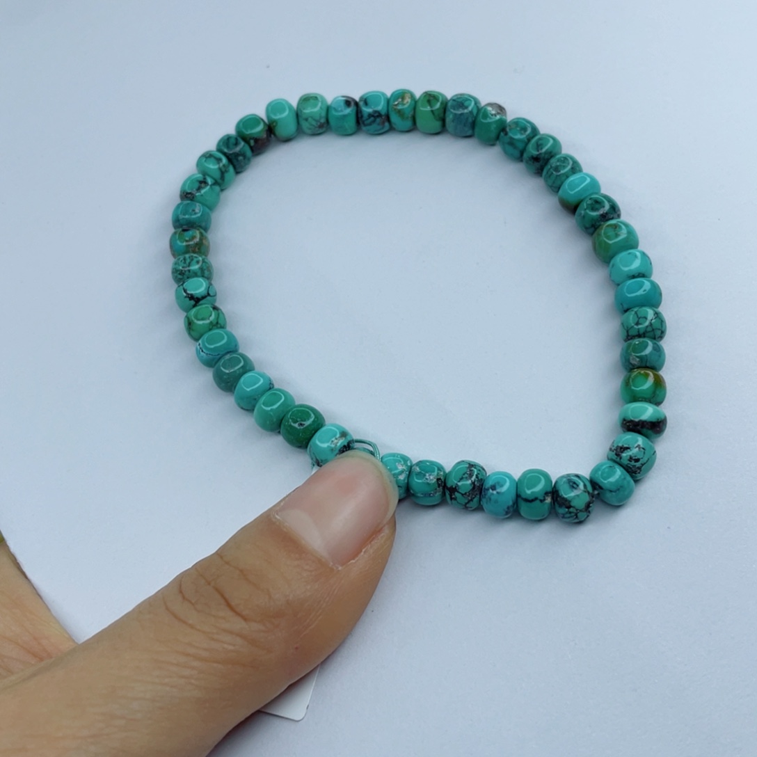 绿松石颈饰未镶嵌