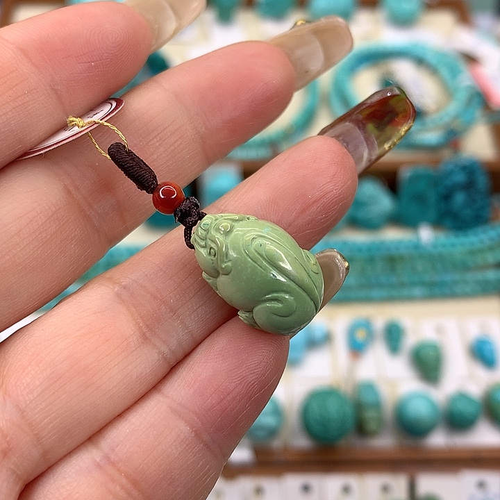 绿松石未镶嵌挂件