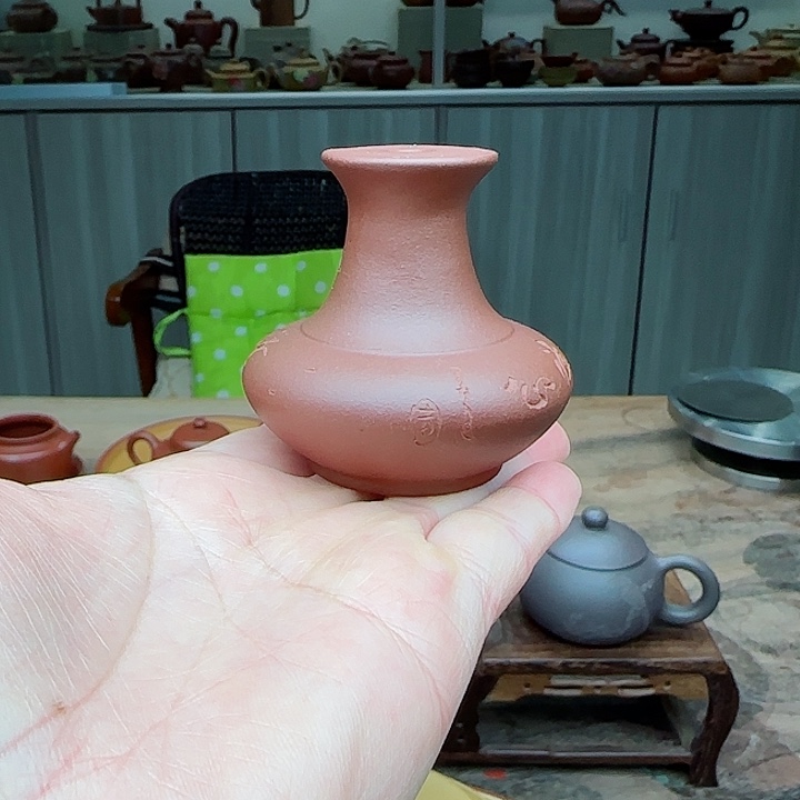 紫砂茶壶底槽清盖置手工制作