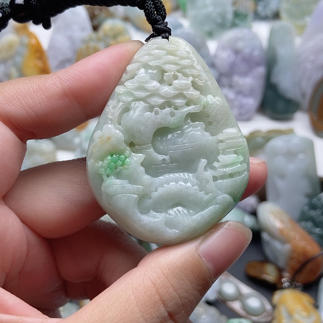 翡翠未镶嵌颈饰翡翠