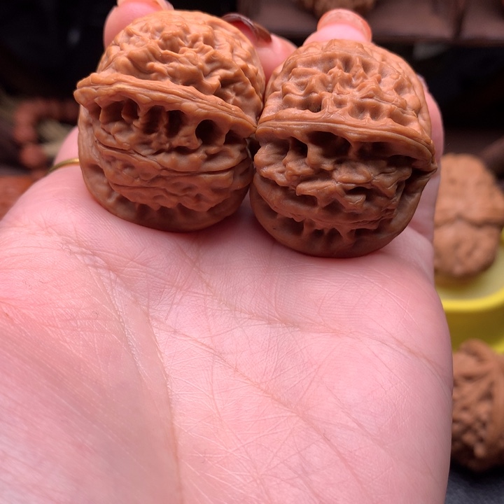 人***风文玩核桃吊坠四棱40