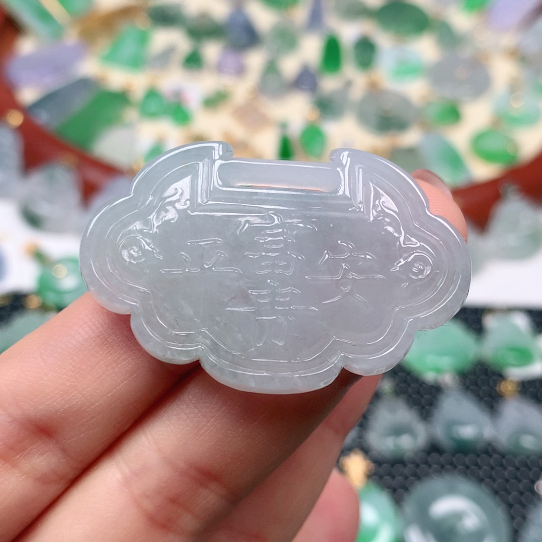 【闪购商品】翡翠吊坠(不含链)未镶嵌