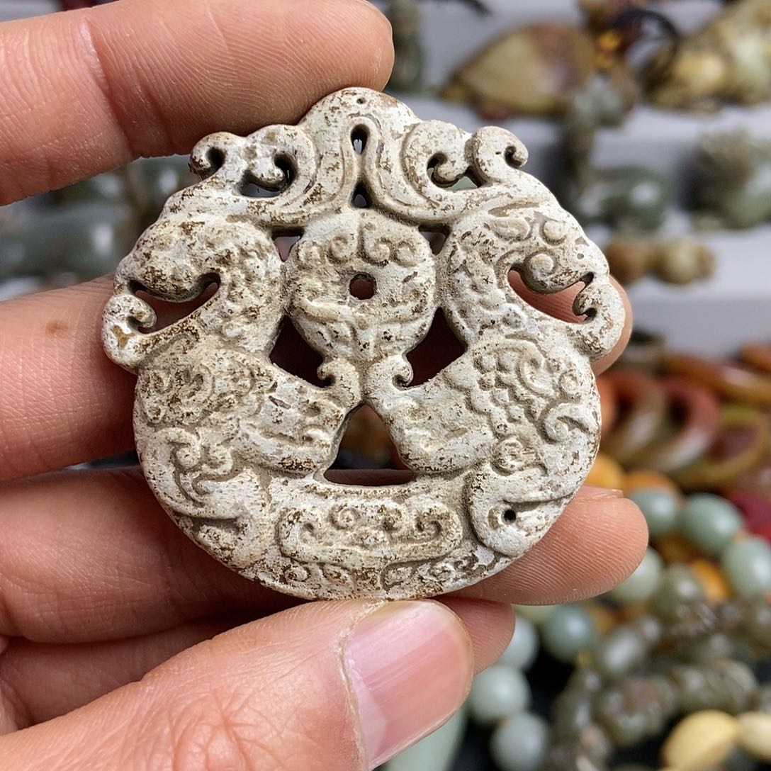 和田玉（糖玉）配饰未镶嵌