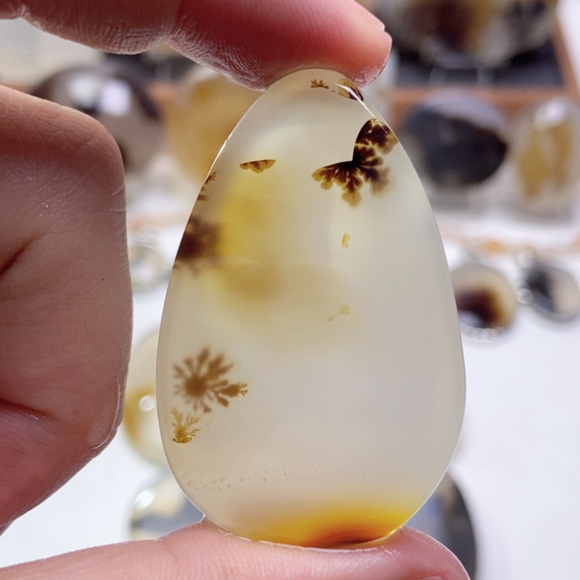 【闪购商品】玛瑙/玉髓颈饰未镶嵌