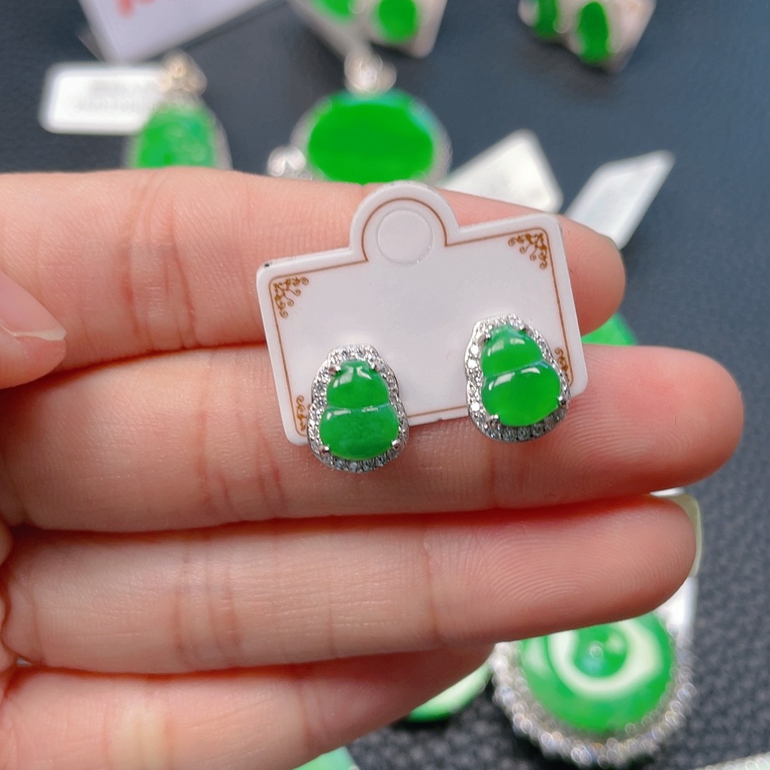 【闪购商品】翡翠吊坠(不含链)银S925镶嵌