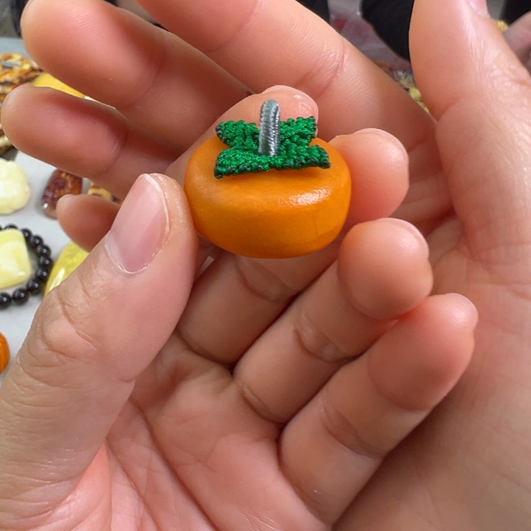 蜜蜡裸石未镶嵌蜜蜡