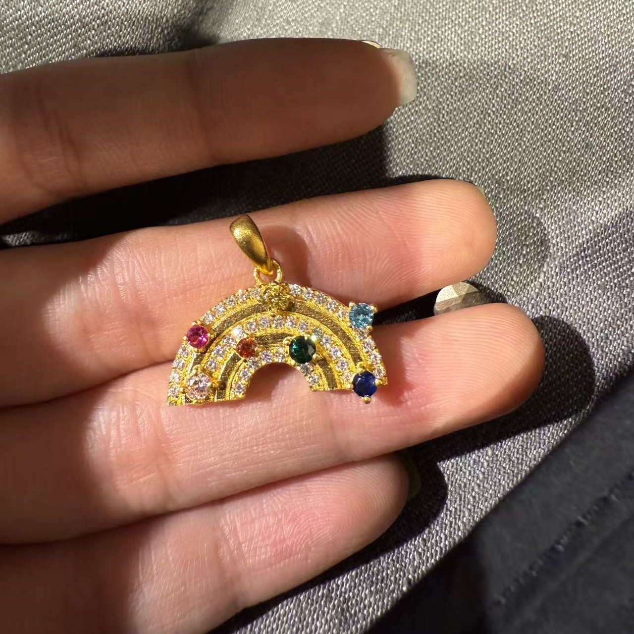 足金999吊坠    6.21克