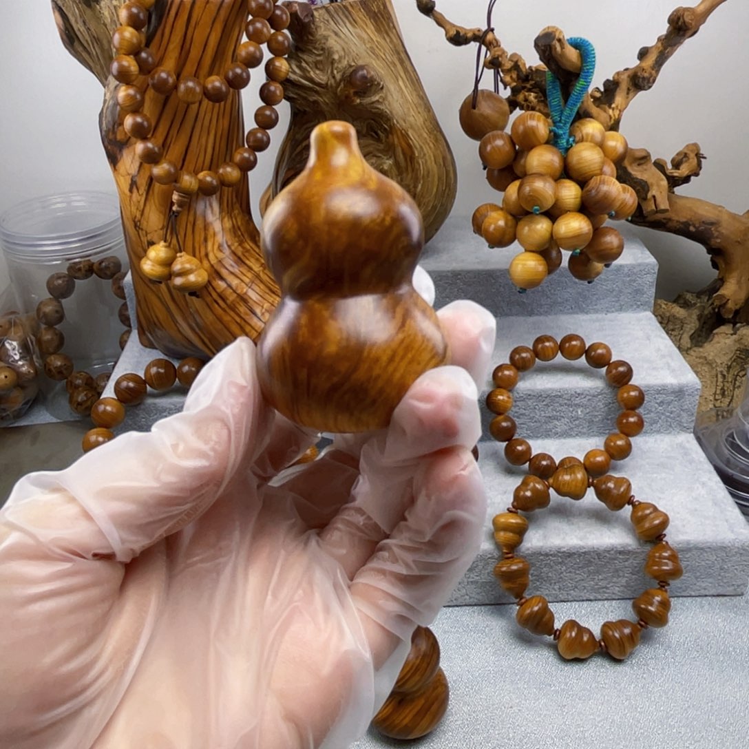 以****柏木（崖柏）太行崖柏红油葫芦