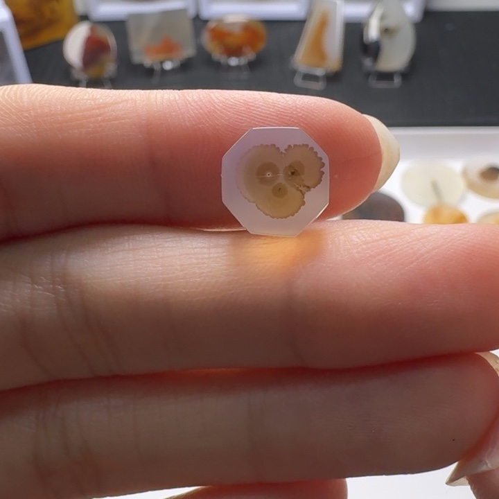 玛瑙/玉髓未镶嵌摆件