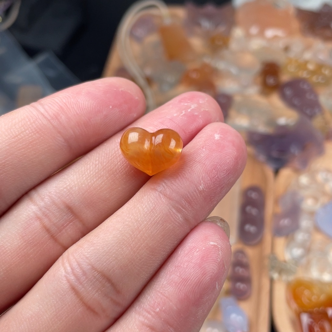 桔***梗玛瑙/玉髓未镶嵌颈饰
