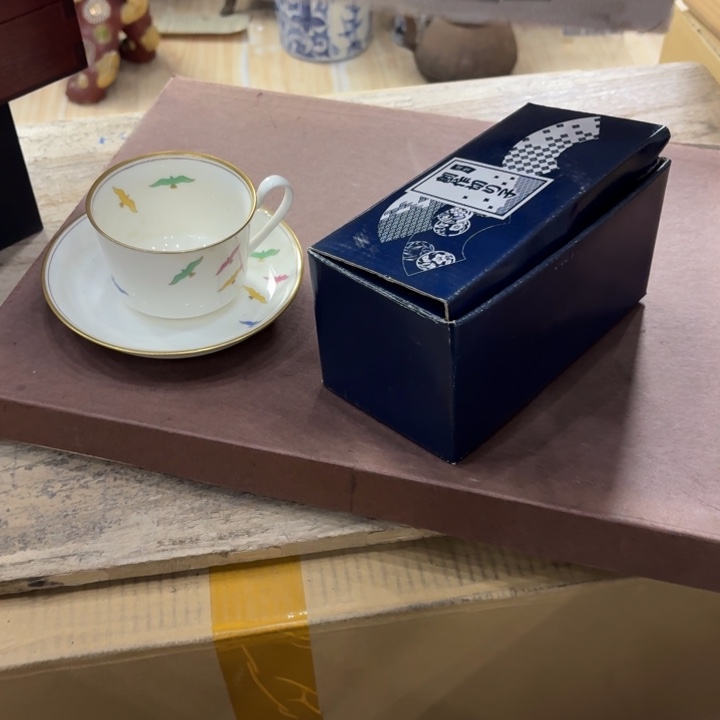 未***来陶瓷古美术置物摆件