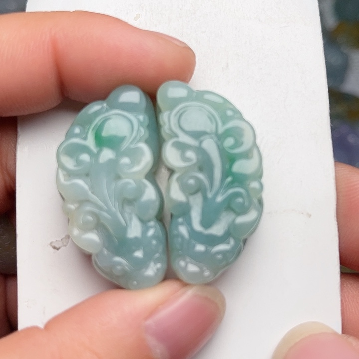翡翠颈饰未镶嵌貔貅