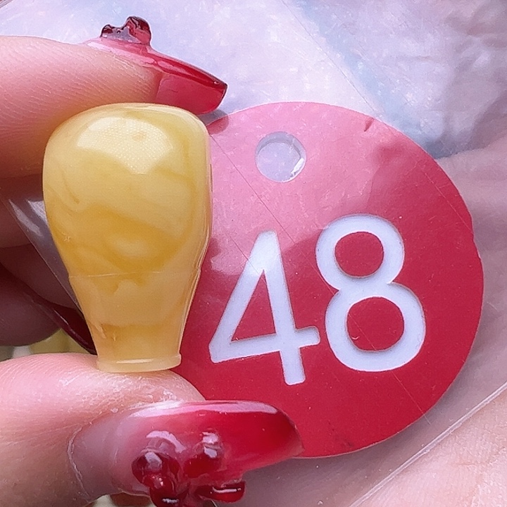 蜜蜡裸石未镶嵌九*13.6mm 三通