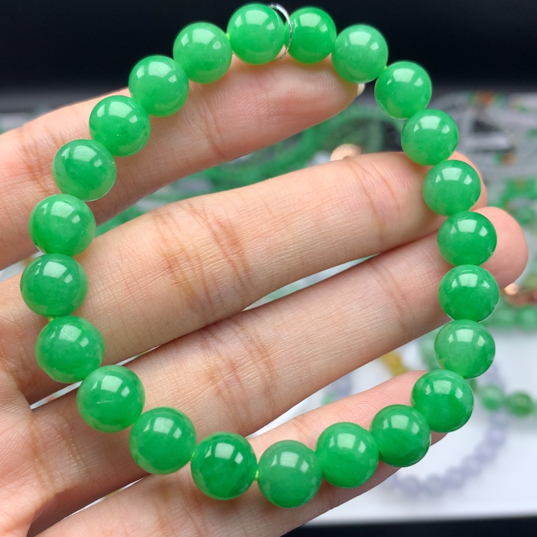 翡翠手链未镶嵌卡