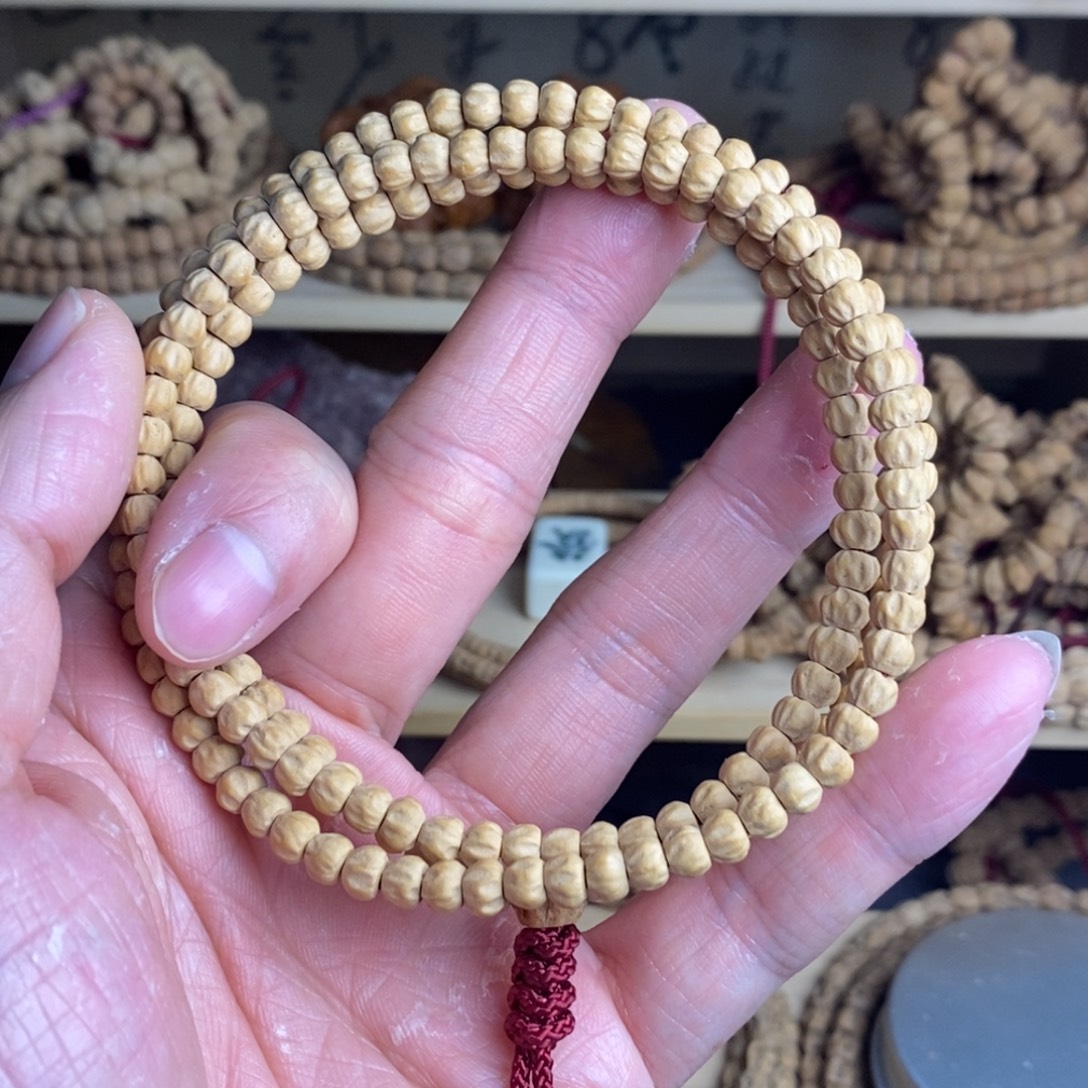 暖****柏香籽/百香籽吊坠