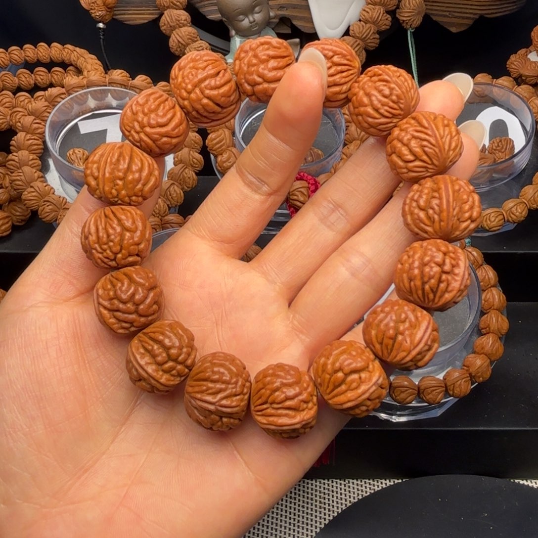 桃核手串野生红魔19尺寸