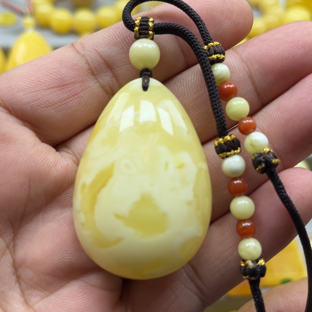 蜜蜡珠宝奇石未镶嵌