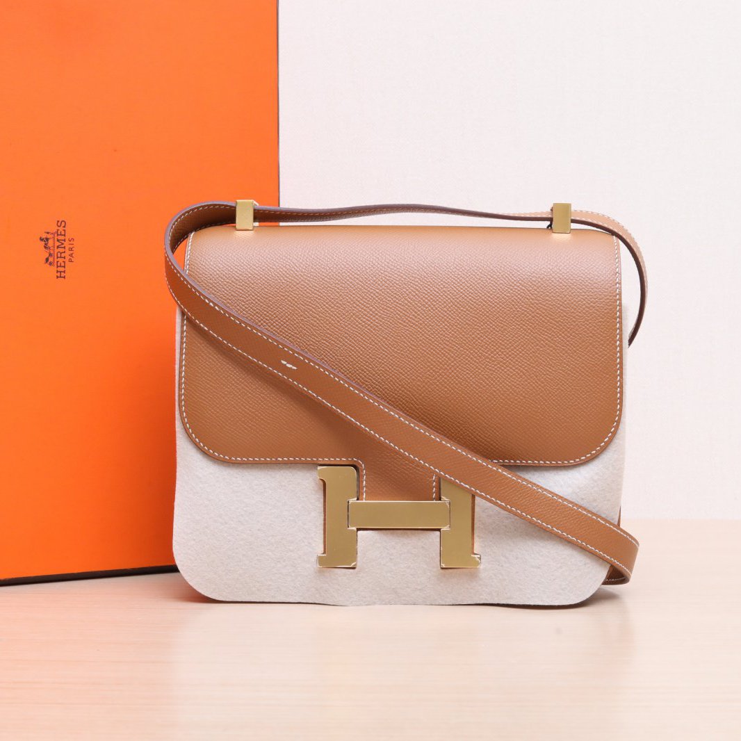 99新 Hermes/爱马仕 小花Jerry P254110340 康康 24 金棕色 Y刻包