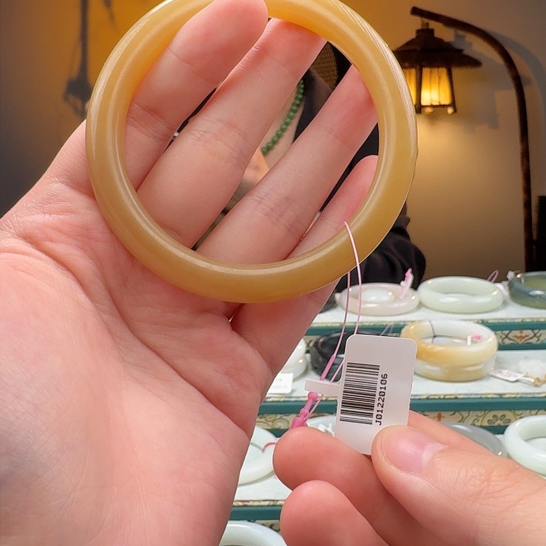 和田玉手镯58.5未镶嵌