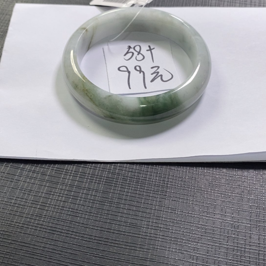 【闪购商品】未镶嵌手镯翡翠
