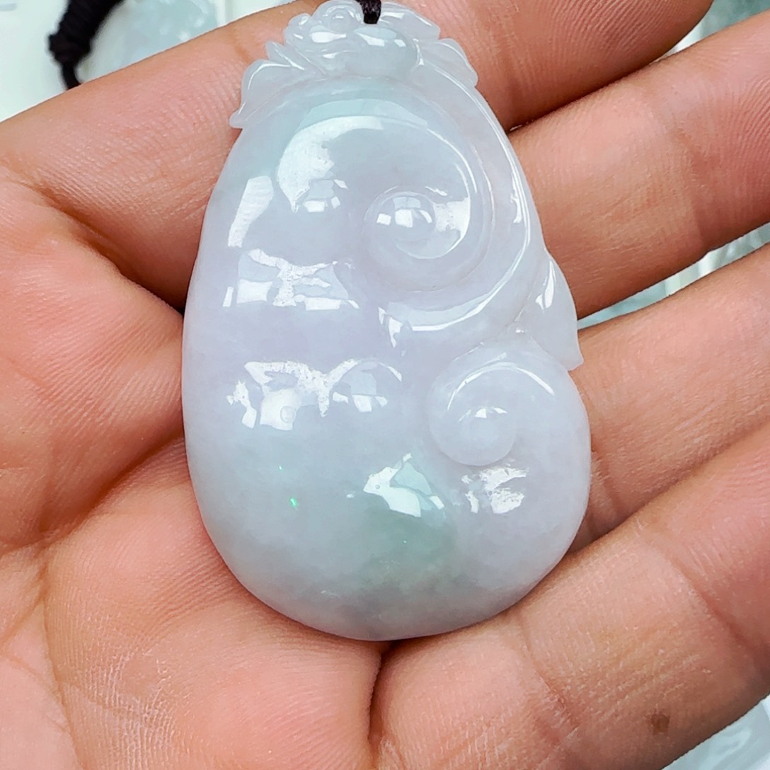 翡翠颈饰未镶嵌，