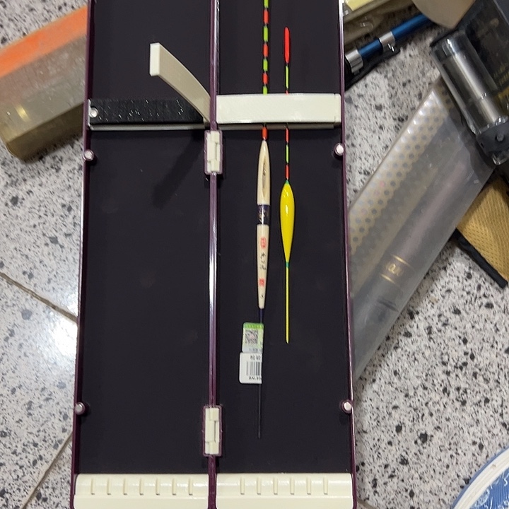 狗***漆紫色才高漂盒➕2只票