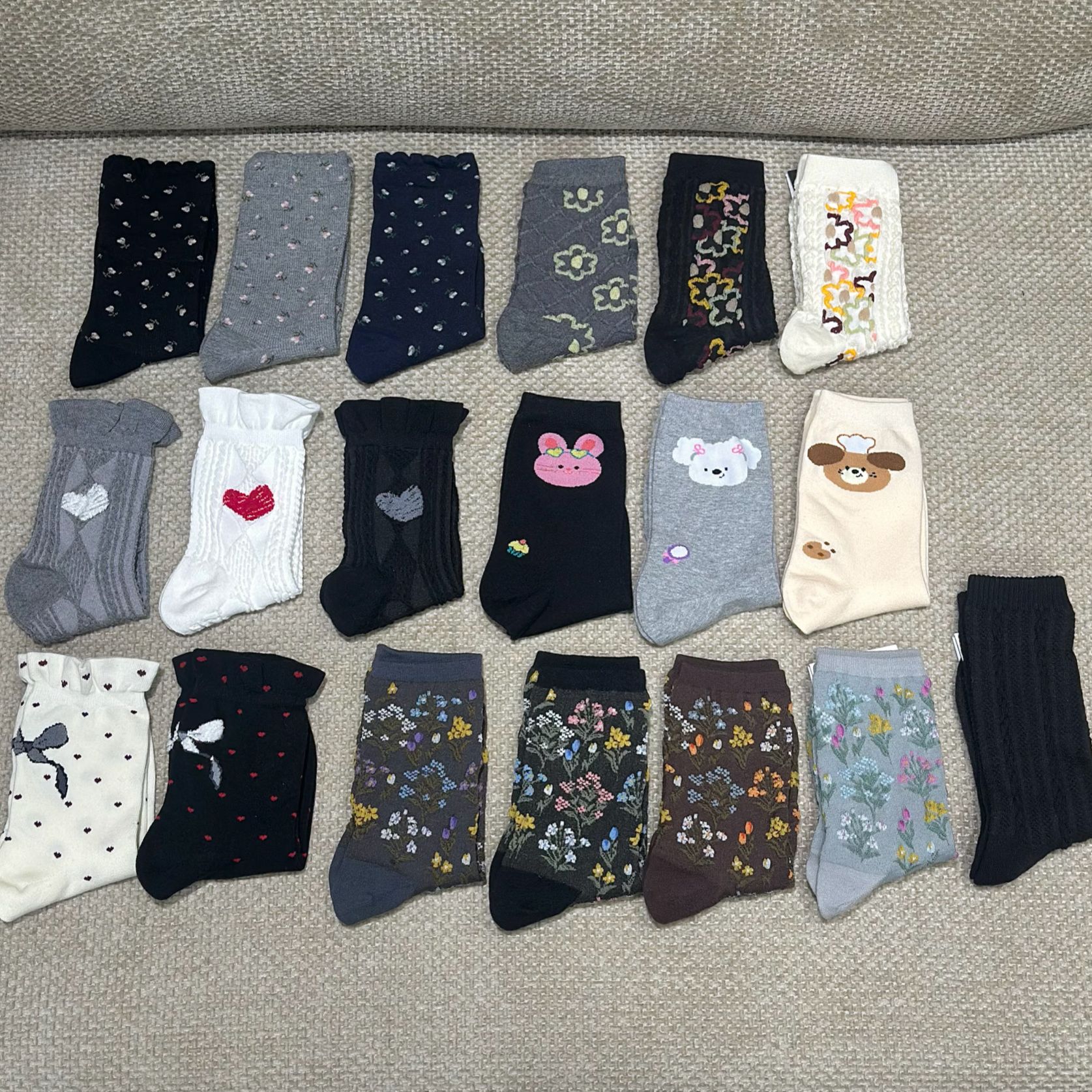 【xineba2】女士多规格袜子百搭休闲圆头透气洋气时尚