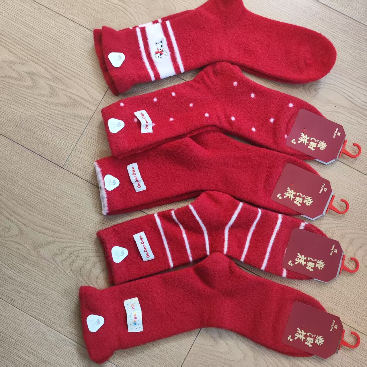 【袜子-红色条纹-5双装】柔软亲肤透气袜子