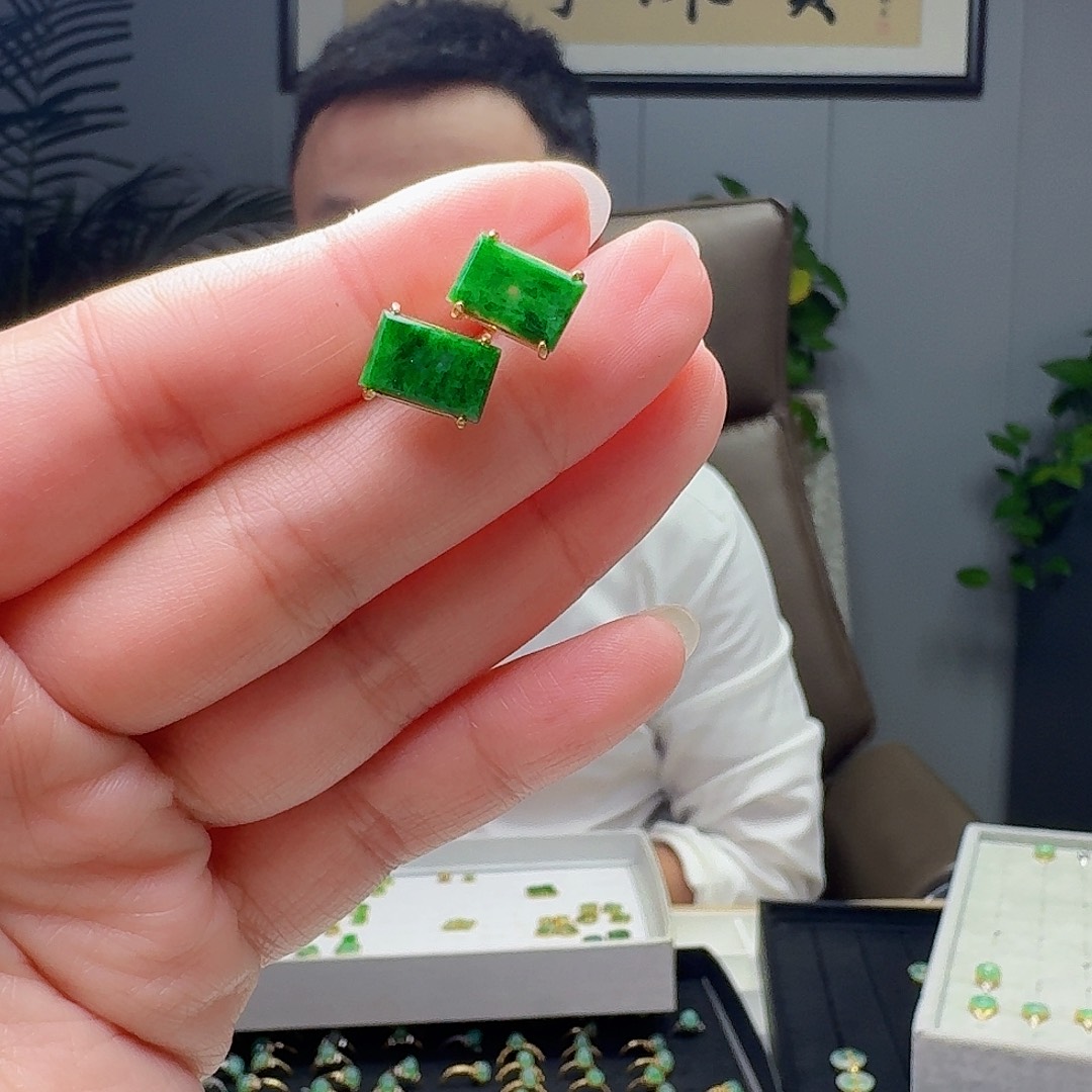 翡翠银S925镶嵌耳饰天然