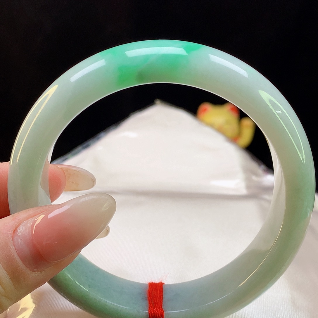 翡翠手镯未镶嵌天然翡翠5190