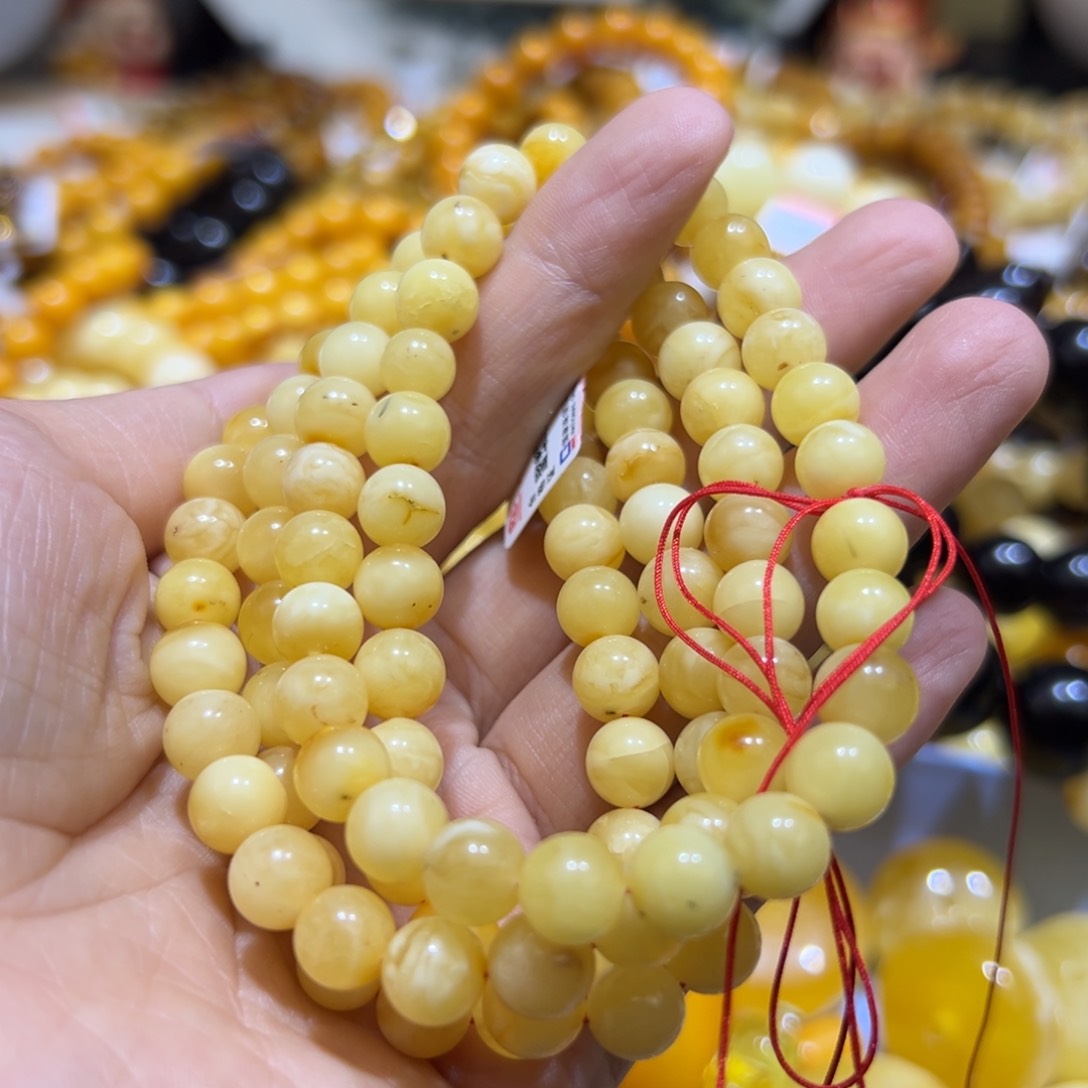 琥珀珠宝奇石未镶嵌