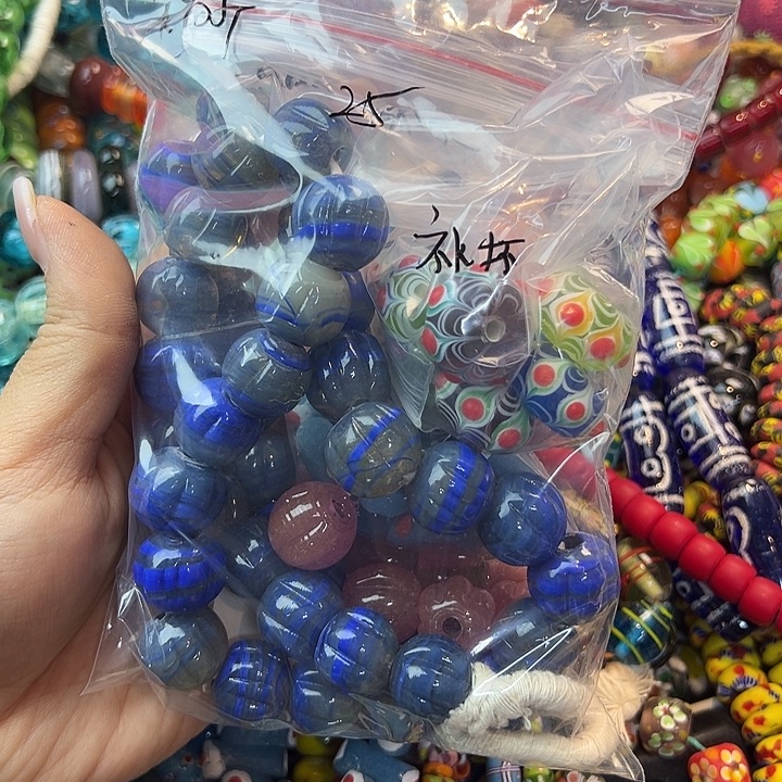 琉璃颈饰尼泊尔琉璃