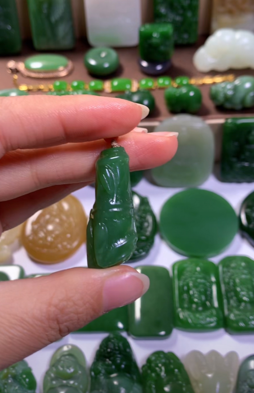 和田玉挂件未镶嵌