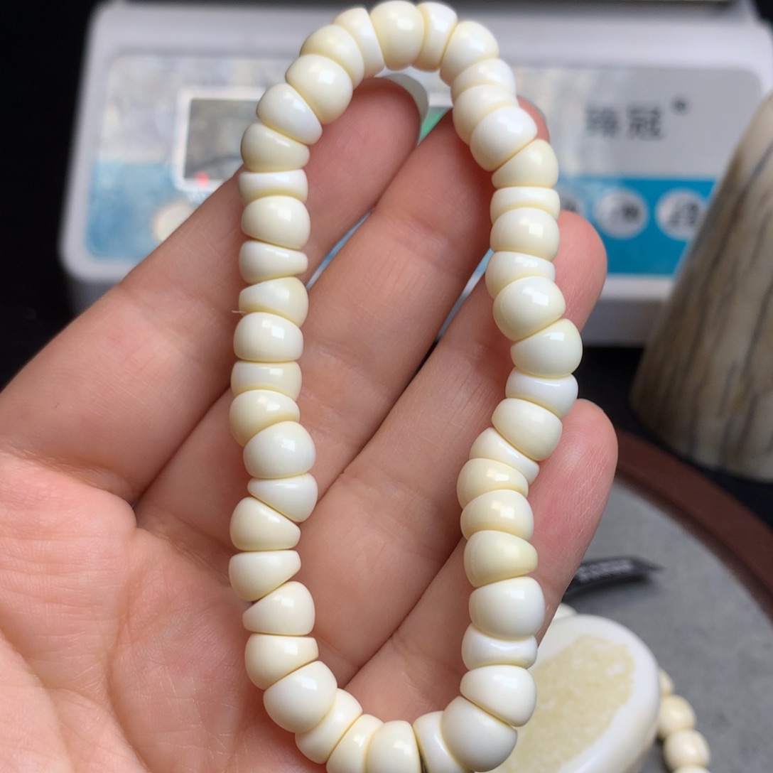 橄榄核手串/手链猛犸独r 104