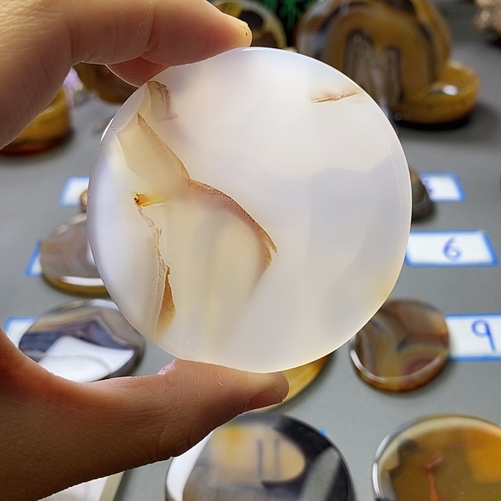 玛瑙/玉髓未镶嵌珠宝半成品136