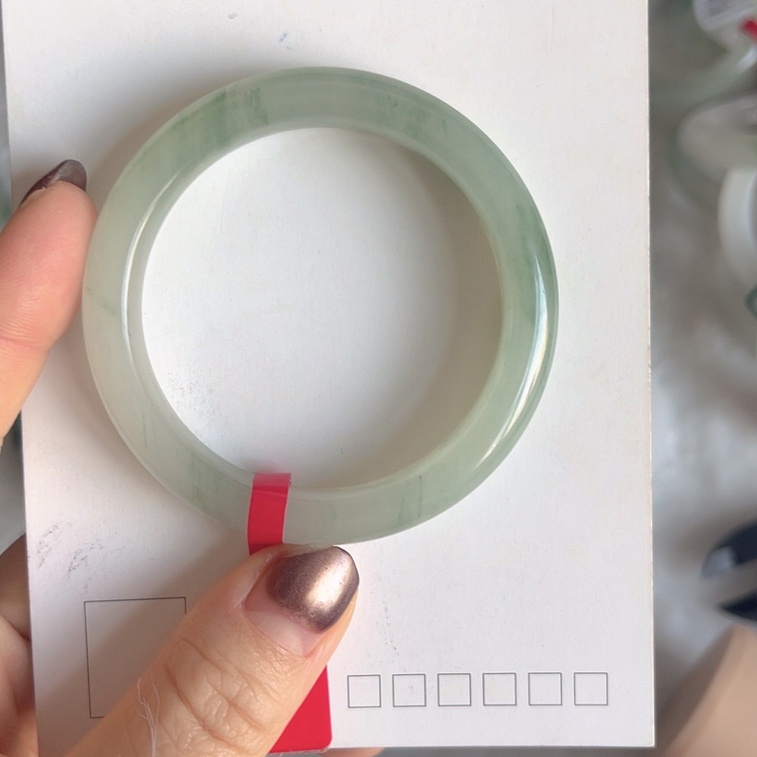 石英质玉（金丝玉）未镶嵌手镯拍二发一