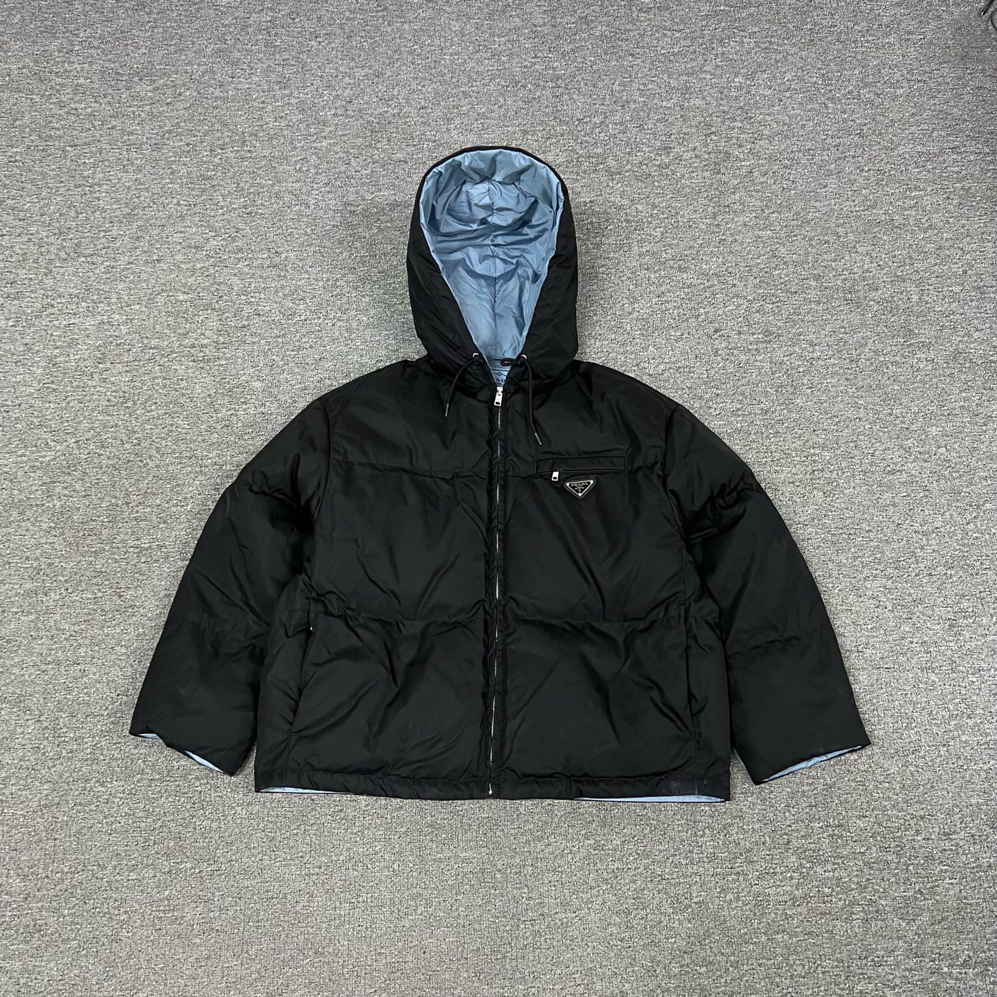 99新 Prada/普拉达 三角标 再生尼龙 廓形面包羽绒服 38码 99新