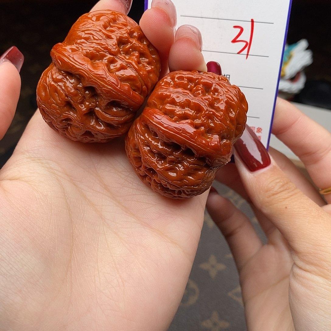 吊坠文玩核桃43元宝31