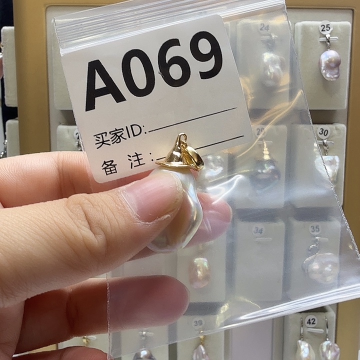 合成立方氧化锆合金