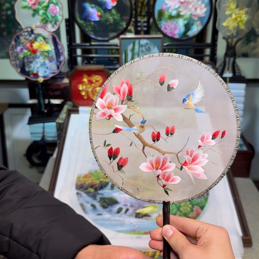 刺绣刺绣工艺精湛