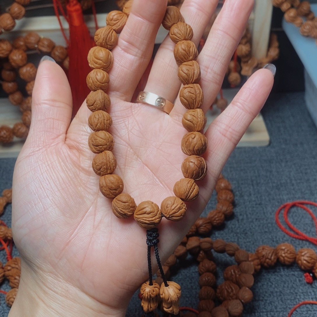 桃核吊坠龙纹桃枭