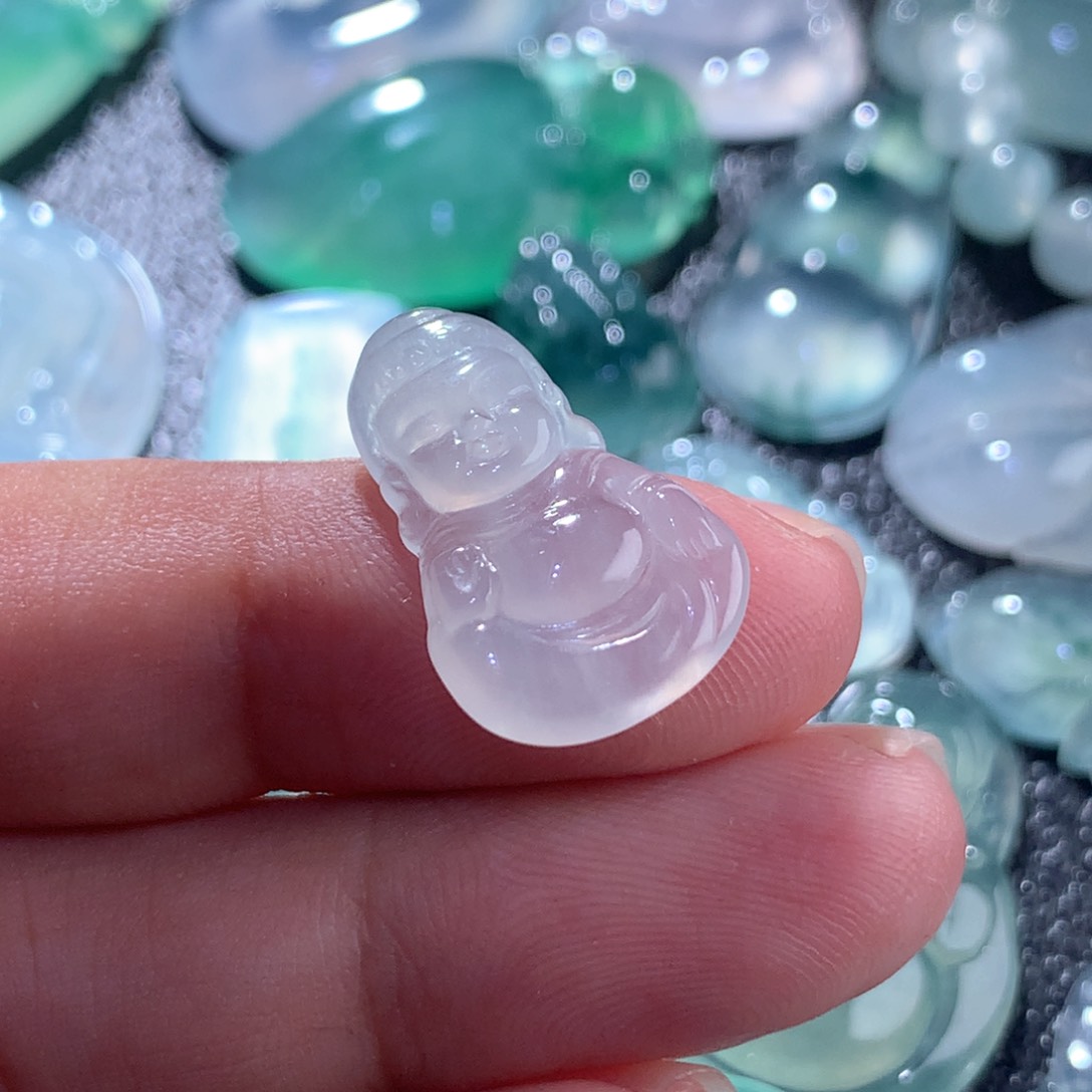 翡翠颈饰未镶嵌缅甸