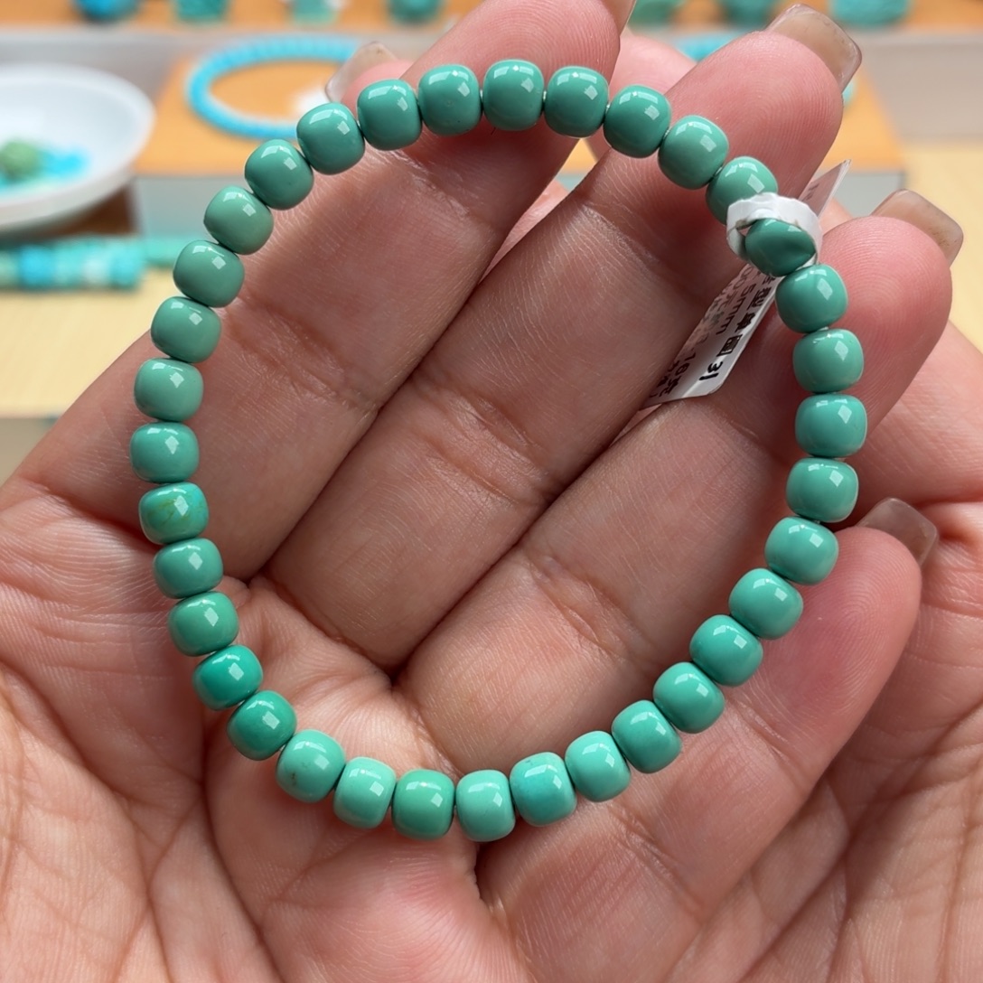 绿松石未镶嵌珠宝奇石老型5.5