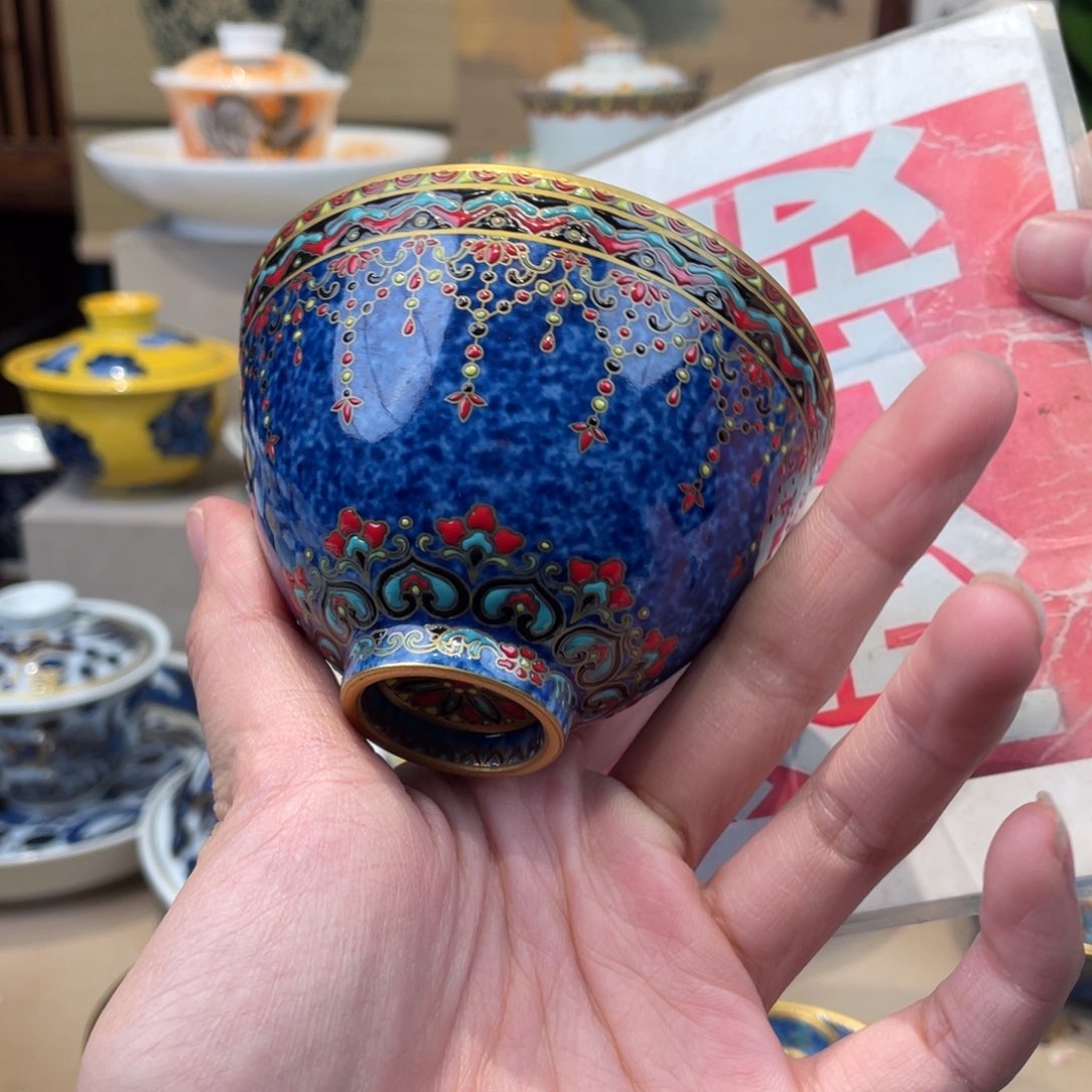 盘景德镇市。景德镇陶瓷