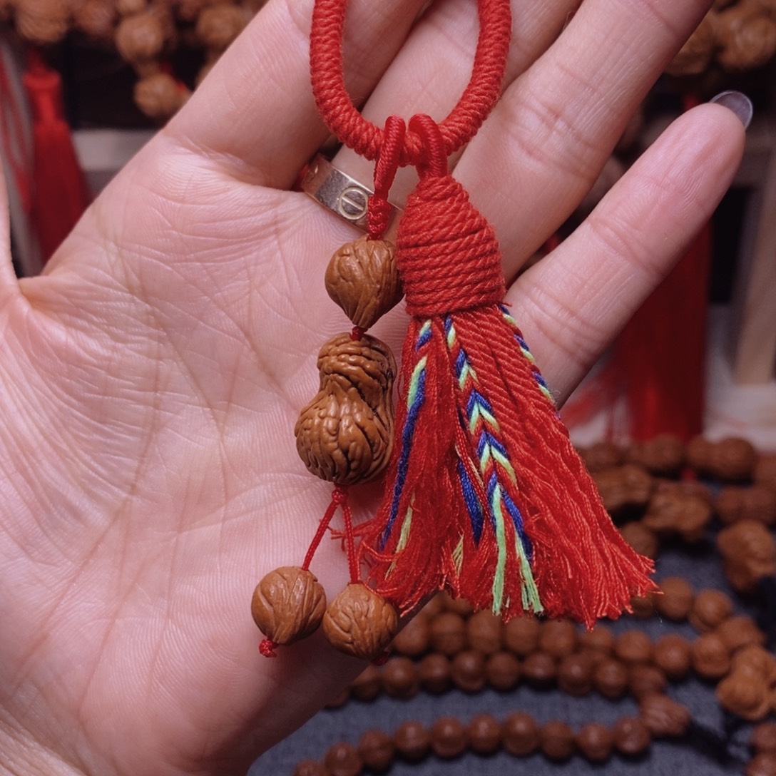 桃核吊坠龙纹桃枭