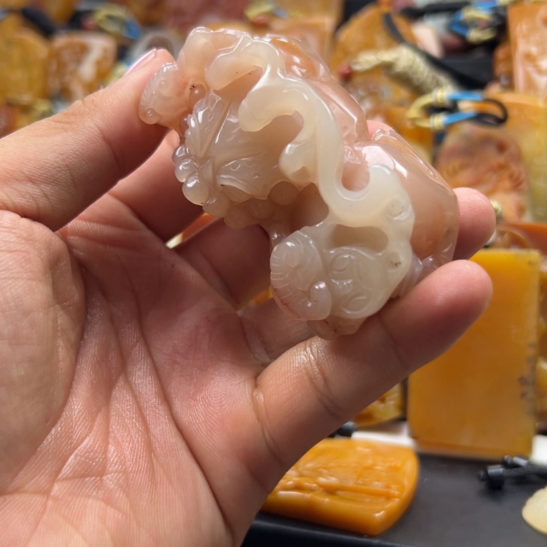 石英质玉（黄龙玉）未镶嵌hly