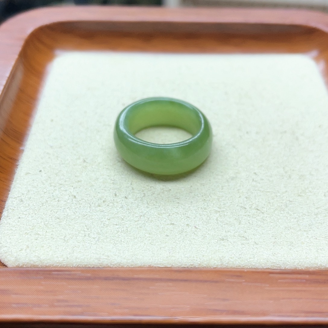 和田玉戒指未镶嵌碧玉花猫尾戒6号