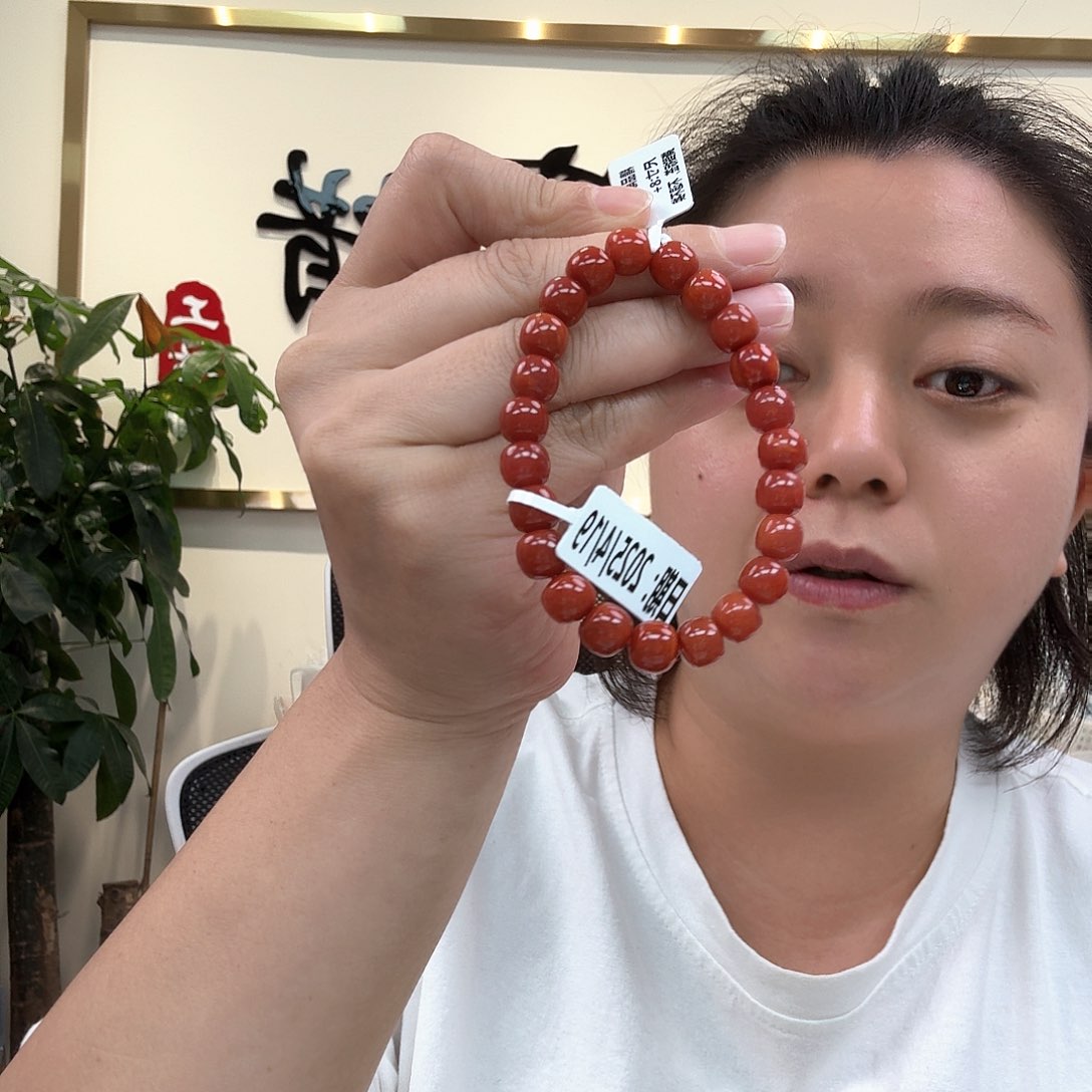 南红玛瑙未镶嵌珠宝奇石195