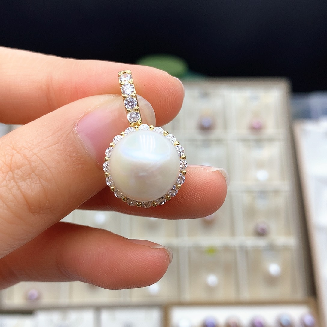 淡水珍珠颈饰合金