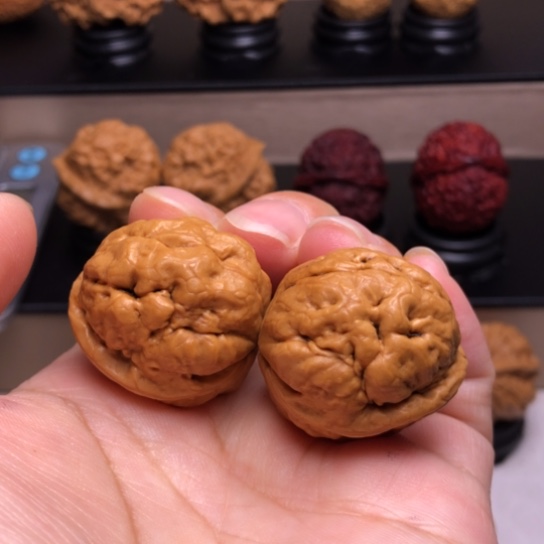 文玩核桃把件脑纹青蛙2